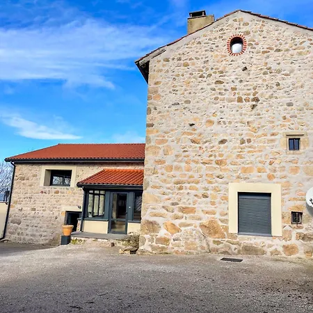 Des Ollieres Tatil Evi