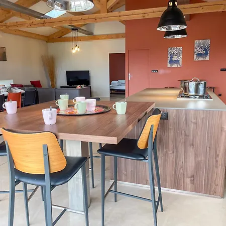 Des Ollieres Tatil Evi *