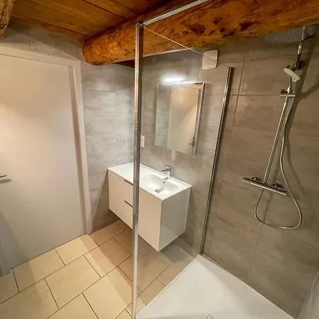 Des Ollieres Tatil Evi *